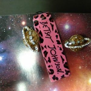 Betsey Johnson plant earrings